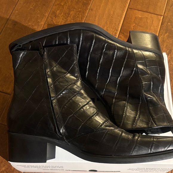 Aldo Black Textured Leather Boots